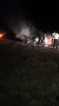 चलती कार में लगी आग, कार जलकर हुई खाक, ड्राइवर ने कूदकर बचाई अपनी जान