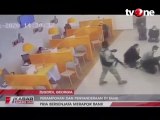 Rampok Bank, Pria Bersenjata Sandera 43 Orang