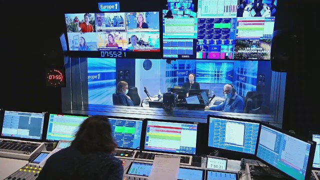 Emmanuel Macron : Bruno Le Maire dépense tout, il pleut du fric pour tout le monde ! (Canteloup)