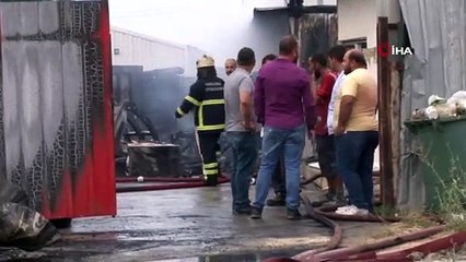 Kocaeli’de Geri Dönüşüm Tesisinde Yangın
