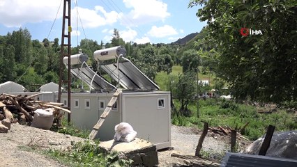 Deprem Bölgesinde Yaralar Sarılmaya Devam Ediyor