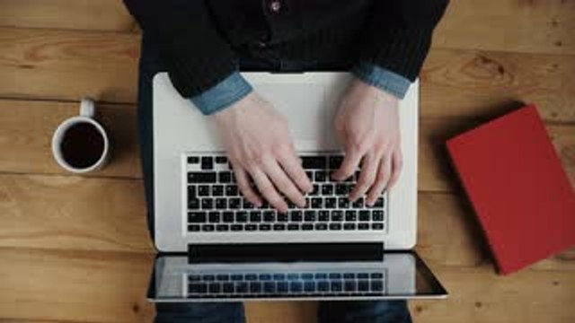 Les salariés travaillent 48 minutes de plus par jour en télétravail qu'en présentiel