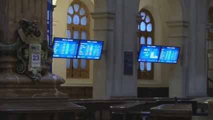 El Ibex 35 sube más del 1 % en la apertura y trata de consolidar los 6.800 puntos