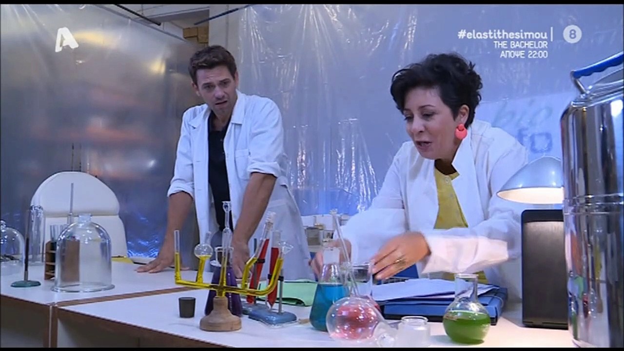 Apostolis Totsikas - Ela sti thesi mou (season 5 episode 29 scenes)