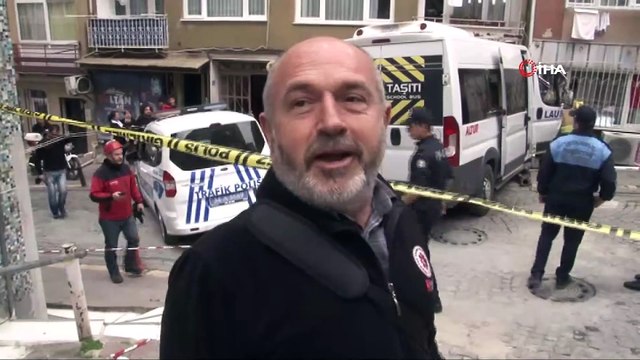 Beşiktaş’ta Feci Kaza...Freni Patlayan Servis Minibüsü Apartmana Daldı!