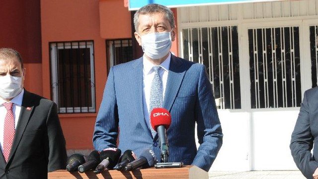 Milli Eğitim Bakanı’ndan uzaktan eğitim açıklaması