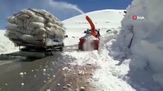 Erzurum’da Nisan Ayında Kar Kalınlığı 5 Metreyi Buldu