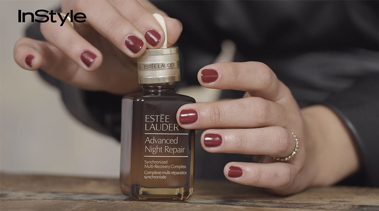 Solo necesitas dos minutos (y el suero de moda) para una piel INCREÍBLE