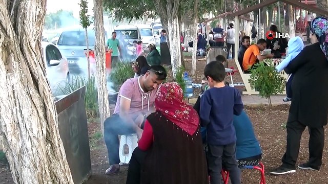 Kilislilerin İftarda Mangal Keyfi