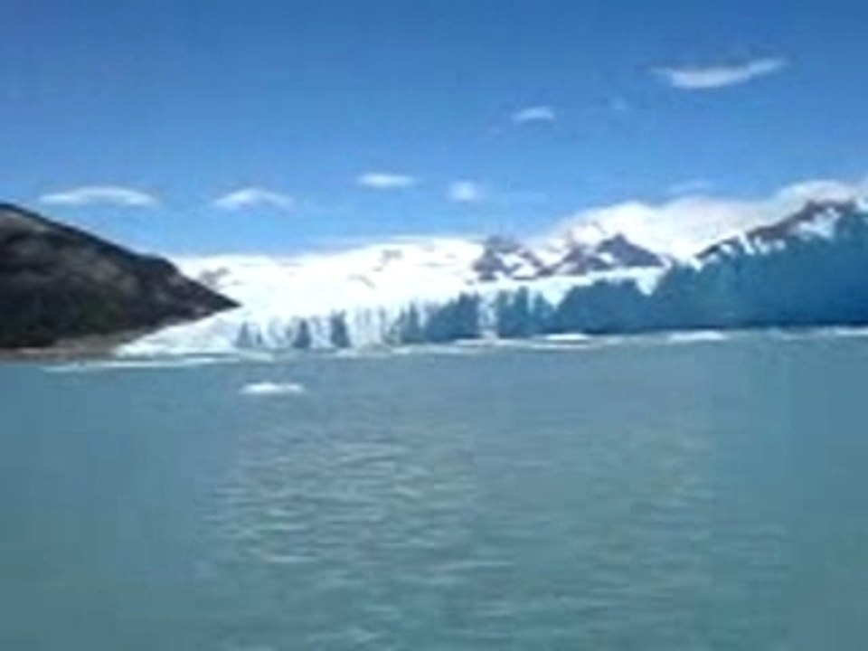 En bateau sur le Lago Argentina voir le Perito Moreno
