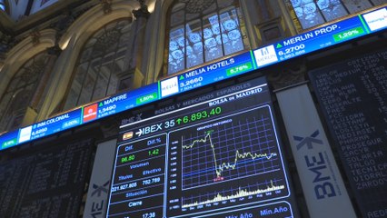 El Ibex 35 suma un 1,42 % y un 0,64 % semanal