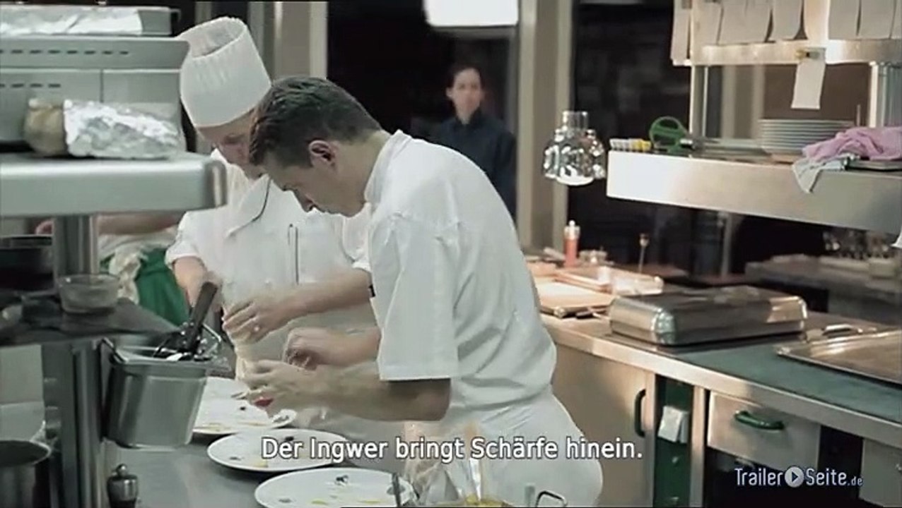 Entre Les Bras Trailer (2012)