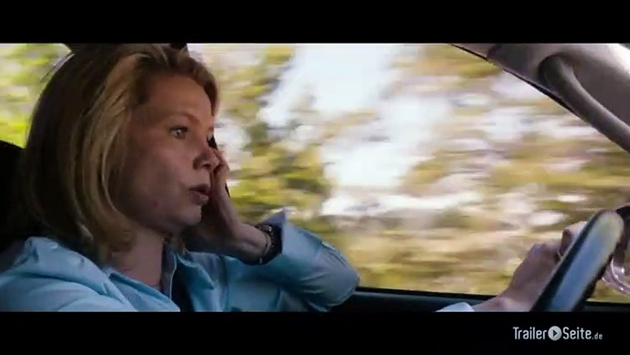 Omamamia Trailer (2012)