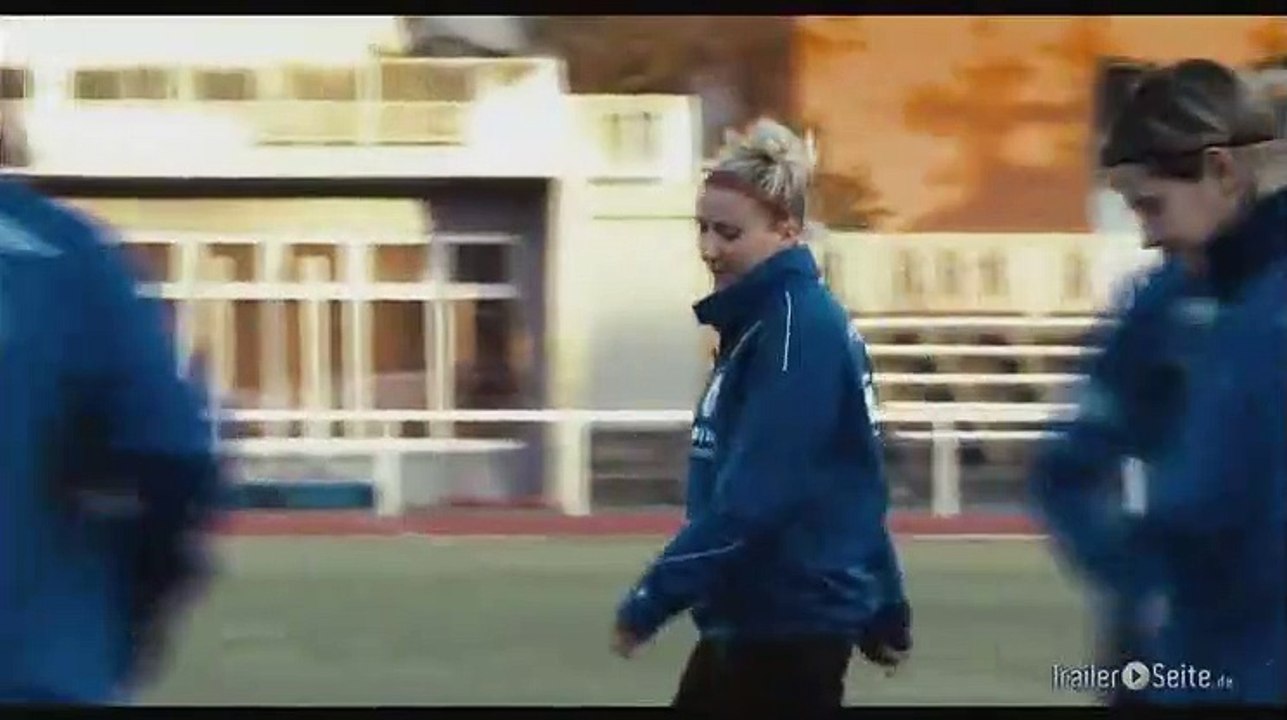 Ausschnitt aus 11 Freundinnen: Trainingssituation