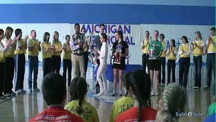 Family Weekend Trailer Englisch English (2013)