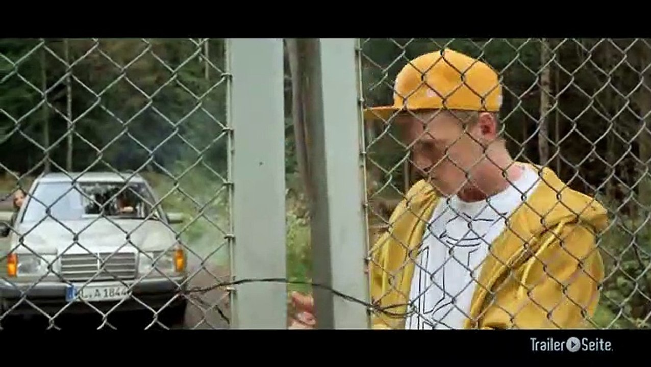 Ausschnitt aus Lost Place: Einfahrt in den verbotenen Bereich