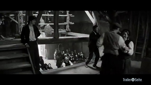 Ausschnitt aus Die Andere Heimat - Chronik Einer Sehnsucht: Volksfest