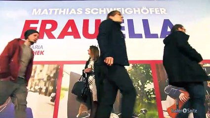 Weltpremiere von Frau Ella