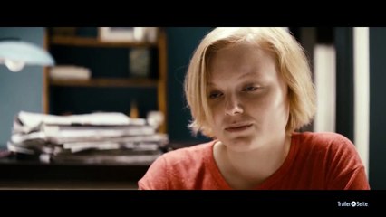 Draussen Ist Sommer Trailer (2013)