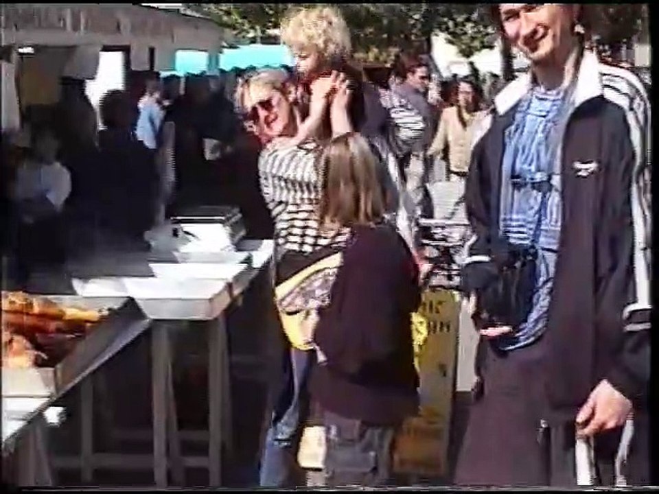 Dz 08 2001