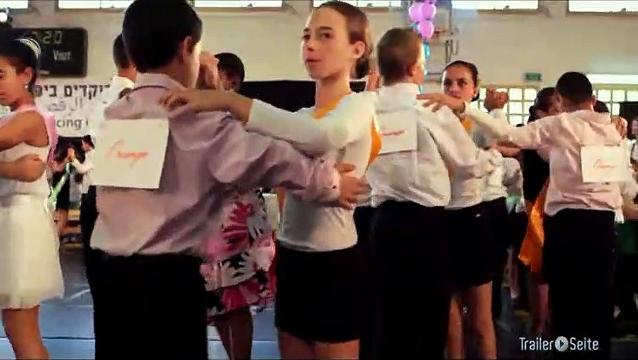 Ausschnitt aus Dancing In Jaffa: Tanzwettbewerb