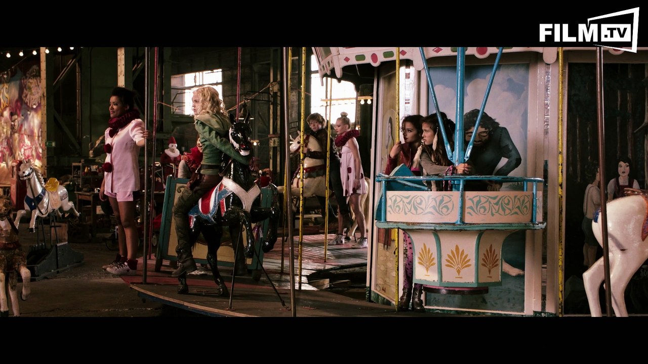 V8 - Die Rache Der Nitros - Trailer - Filmkritik (2015) - Clip 4