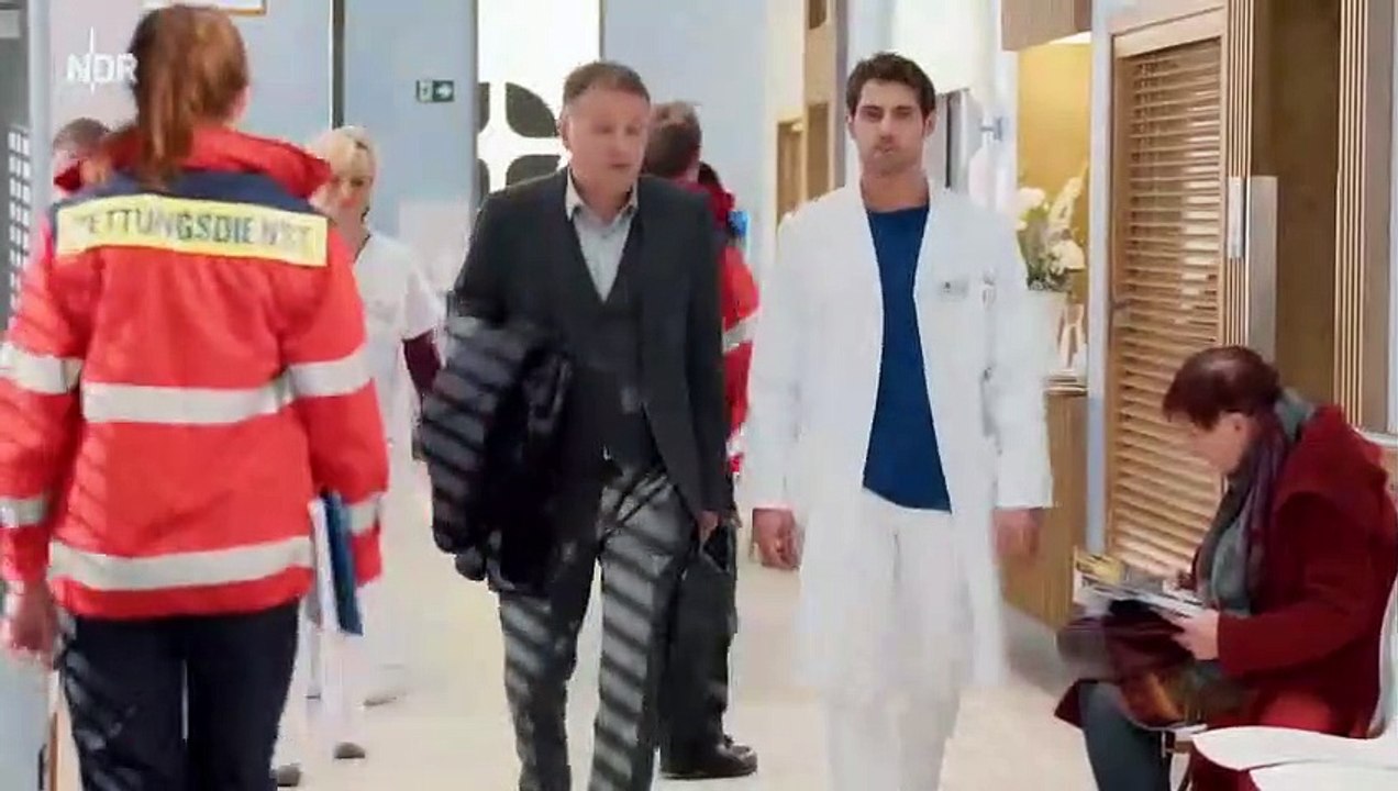 Rückfälle (93) - In aller Freundschaft - Die jungen Ärzte