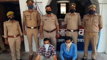 हापुड़ में हुई लूट की घटना में पुलिस ने दो आरोपियों को किया गिरफ्तार