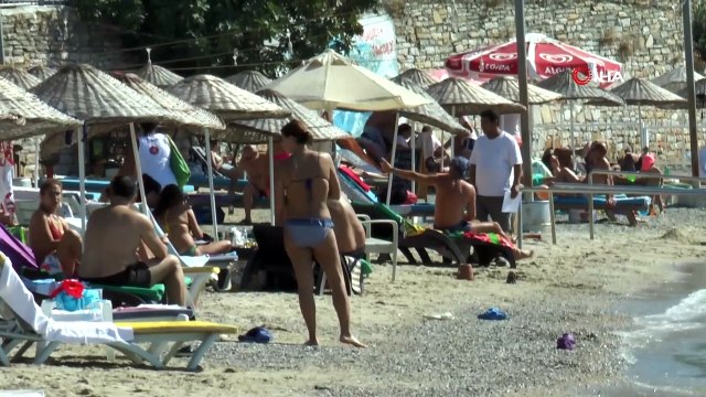 Sahiller yerli ve yabancı turistlerle doldu