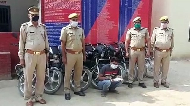 कांधला चोरी की 8 बाइक सहित अवैध तमंचा व जिंदा कारतूस के साथ गिरफ्तार