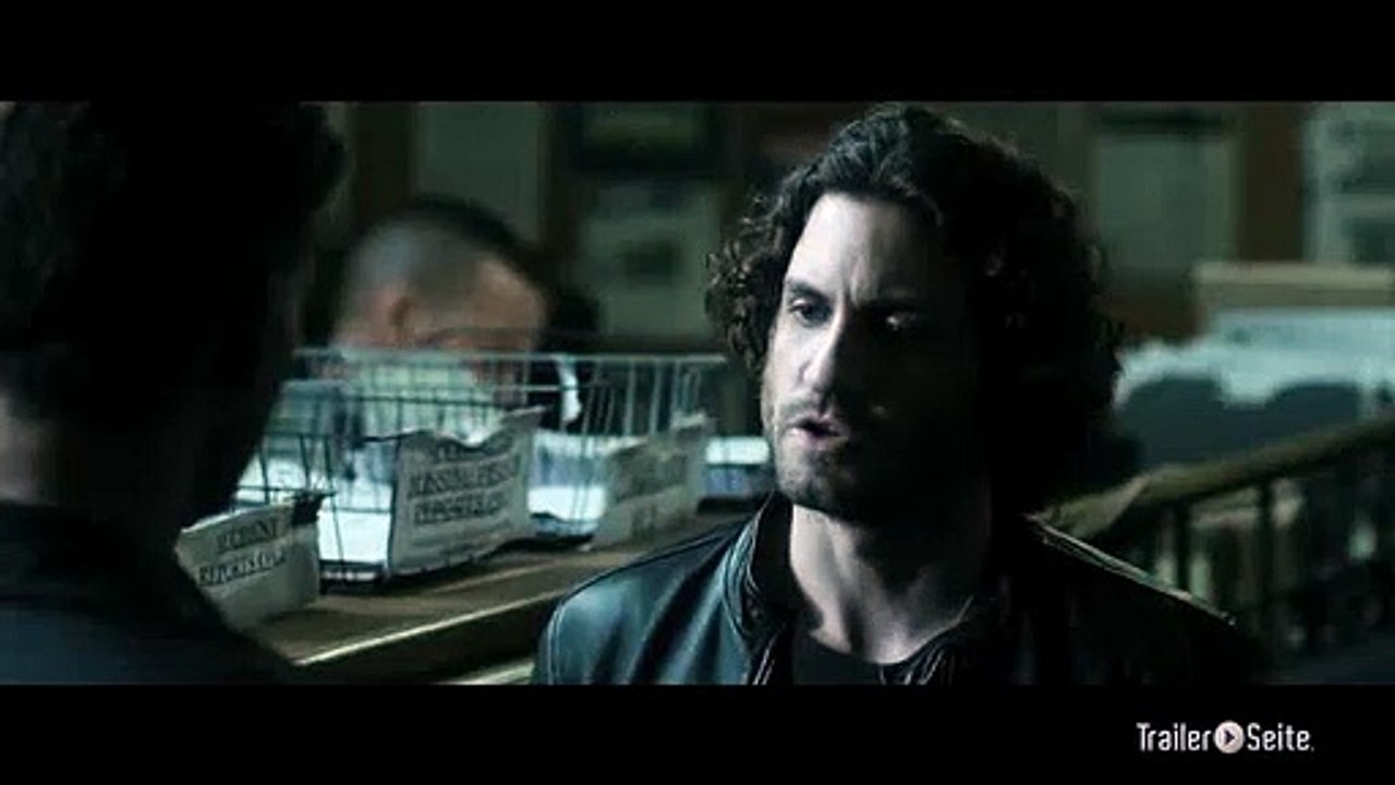 Ausschnitt aus Erlöse Uns Von Dem Bösen: Treffen Mit Mendoza