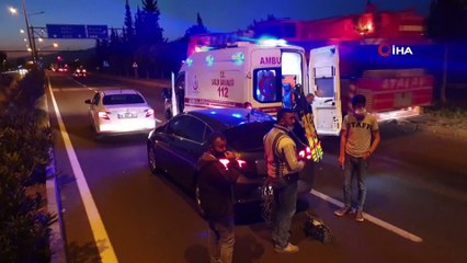 Yoldaki karton kutu kazaya neden oldu: 1 yaralı