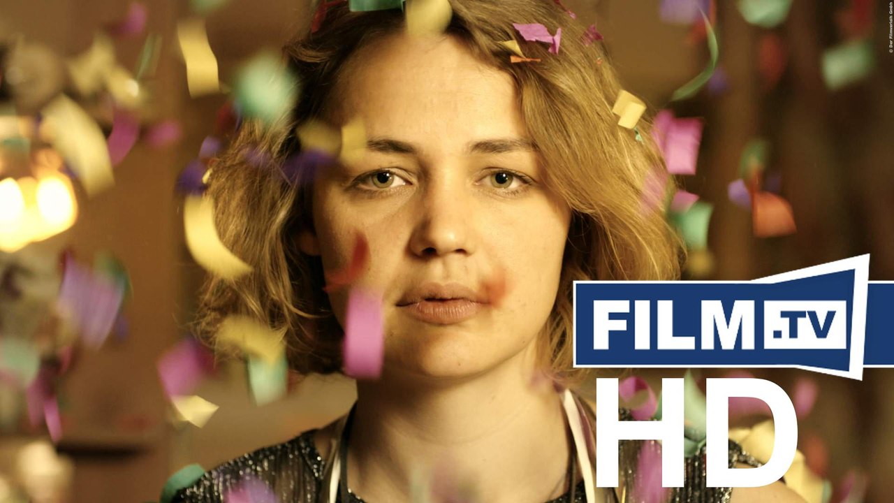 Einmal Bitte Alles Trailer Deutsch German (2017)