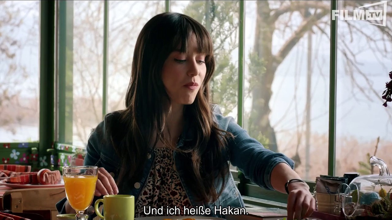 İlk Öpücük Trailer Deutsch German (2017)