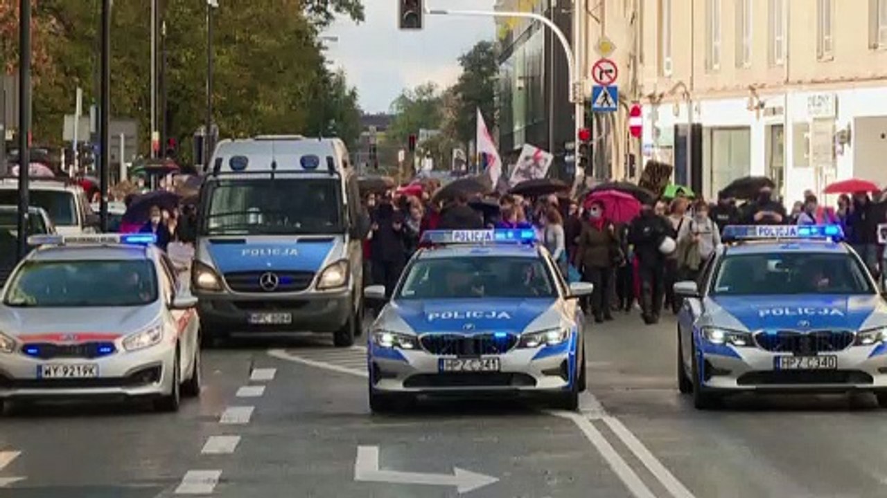 Abtreibungsgesetze in Polen: "Kein Land für Frauen"