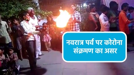 महाअष्टमी पूजा में कम संख्या में पहुंचे श्रद्धालु