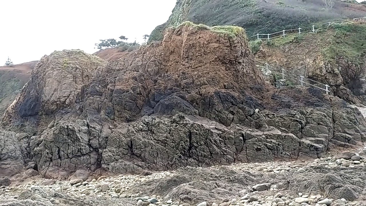 Abri côtier Bretagne nord HD