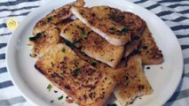 Garlic bread toast recipe | Buttery garlic bread recipe by Meerabs kitchen