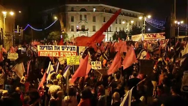 Novos protestos em Israel marcados por confrontos violentos
