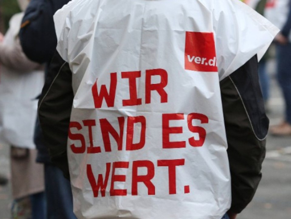 Durchbruch bei tarifverhandlungen: pflegekräfte profitieren besonders