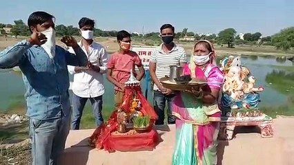 नवरात्रा के समापन पर कहीं कन्या पूजन तो कहीं मूर्ति विर्सजन...