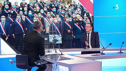 Hommage à Samuel Paty : "Notre rôle est de différencier l'intégriste du musulman", pour Damien Abad