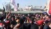 شاهد.. العراقيون يتظاهرون في ساحة التحرير وسط بغداد إحياءً للذكرى الأولى لانتفاضتهم