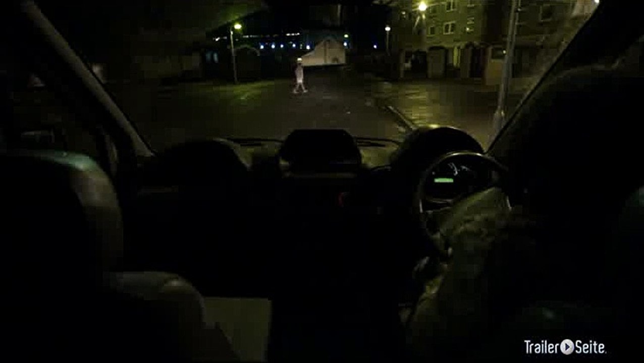 Ausschnitt aus Under The Skin: Der Überfall