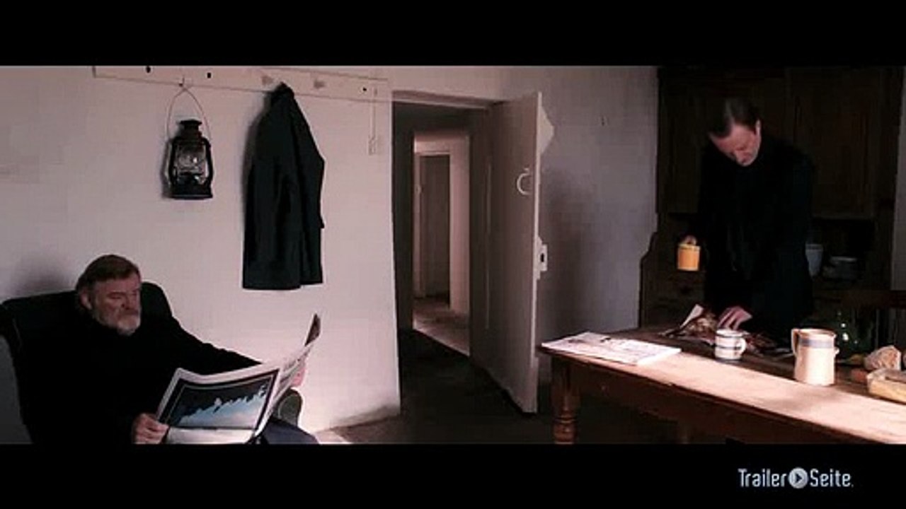 Ausschnitt aus Am Sonntag Bist Du Tot: Unter Kollegen