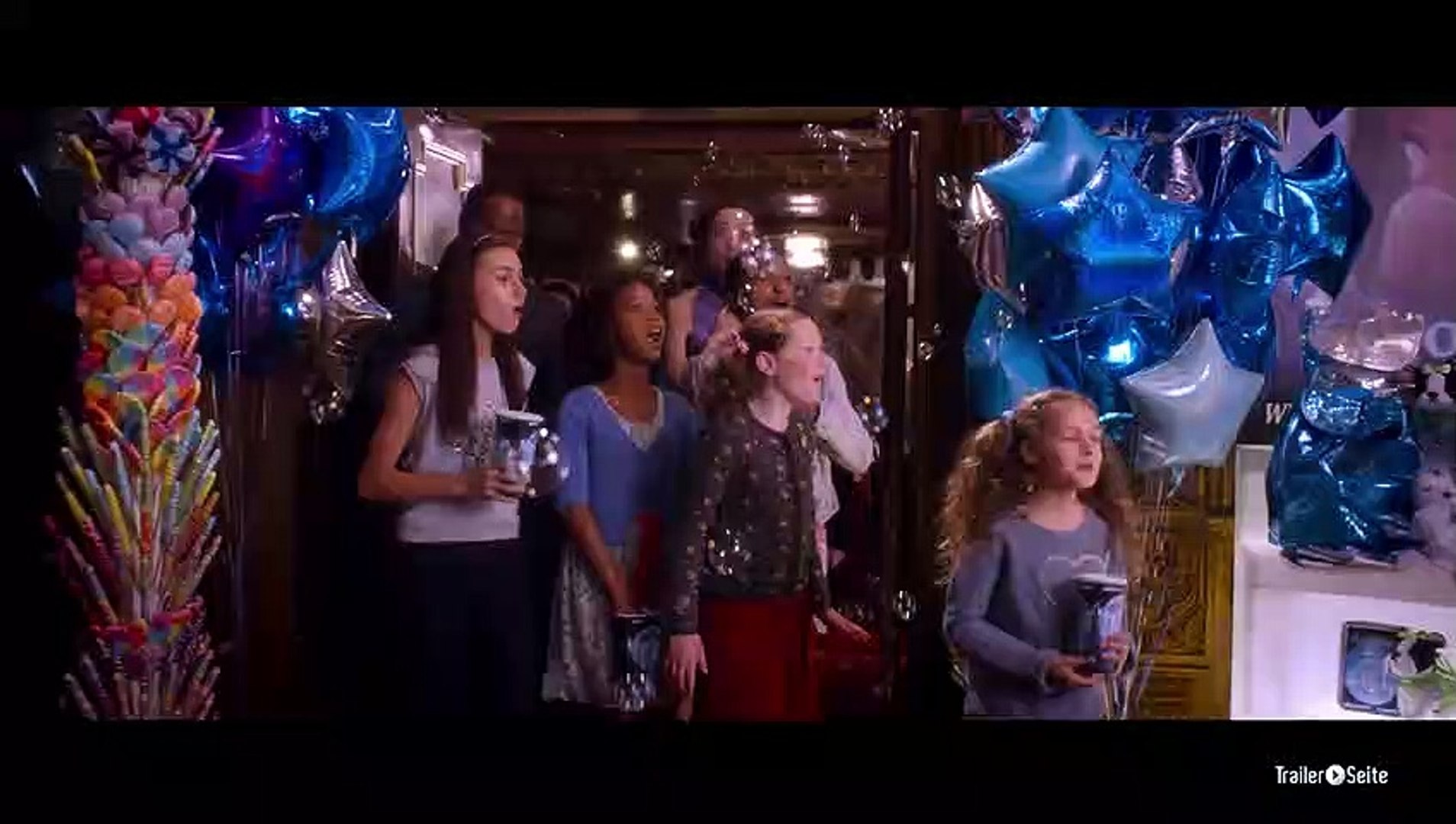 ⁣Annie Trailer (2014)
