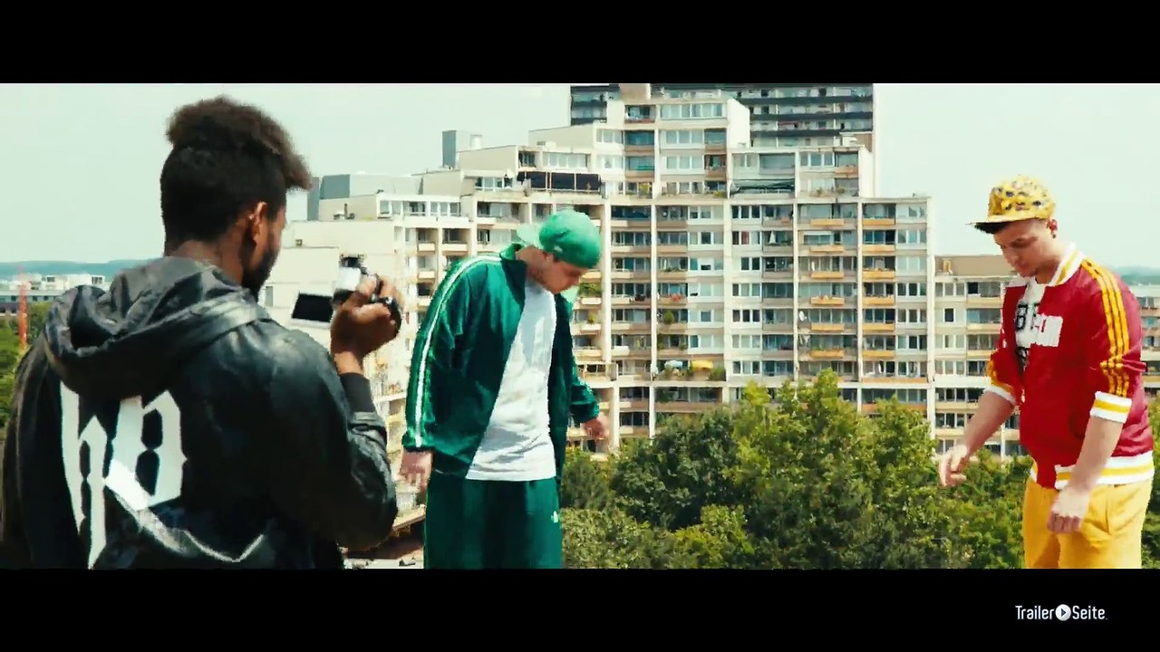 Halbe Brüder Trailer (2015)