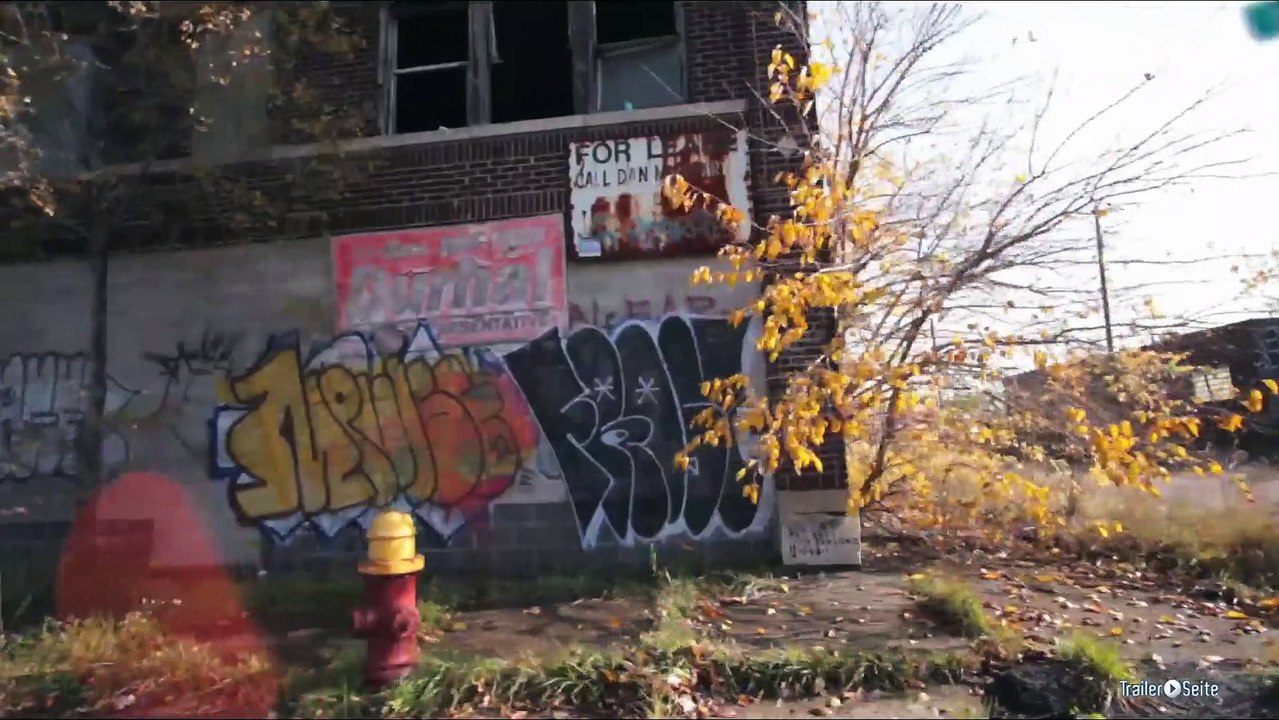 When The Game Stands Tall Trailer (2015)