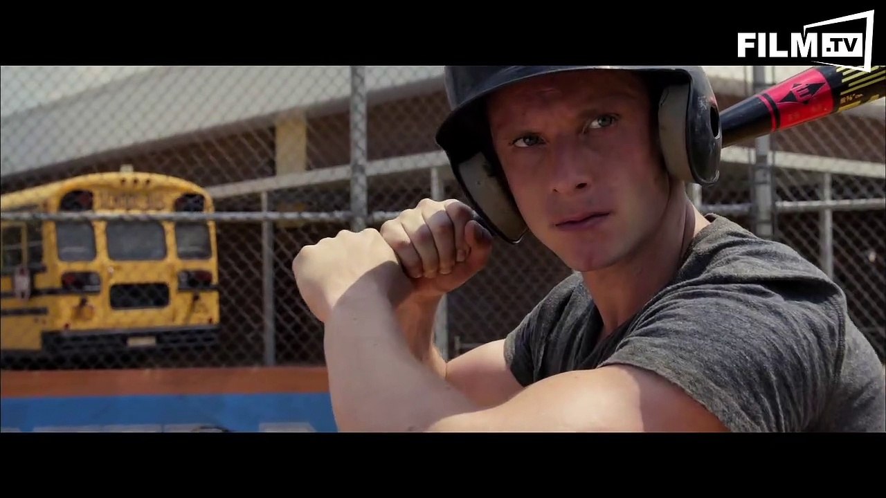 Fantastic Four (2015) - Trailer - Filmkritik (2015) - Vorgestellt