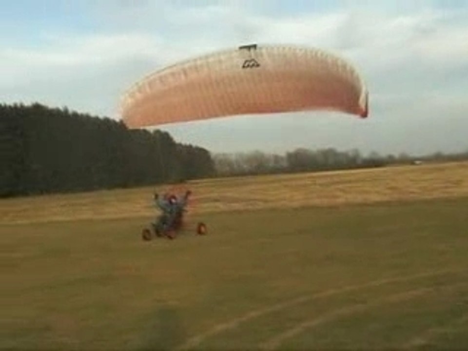 accident paramoteur